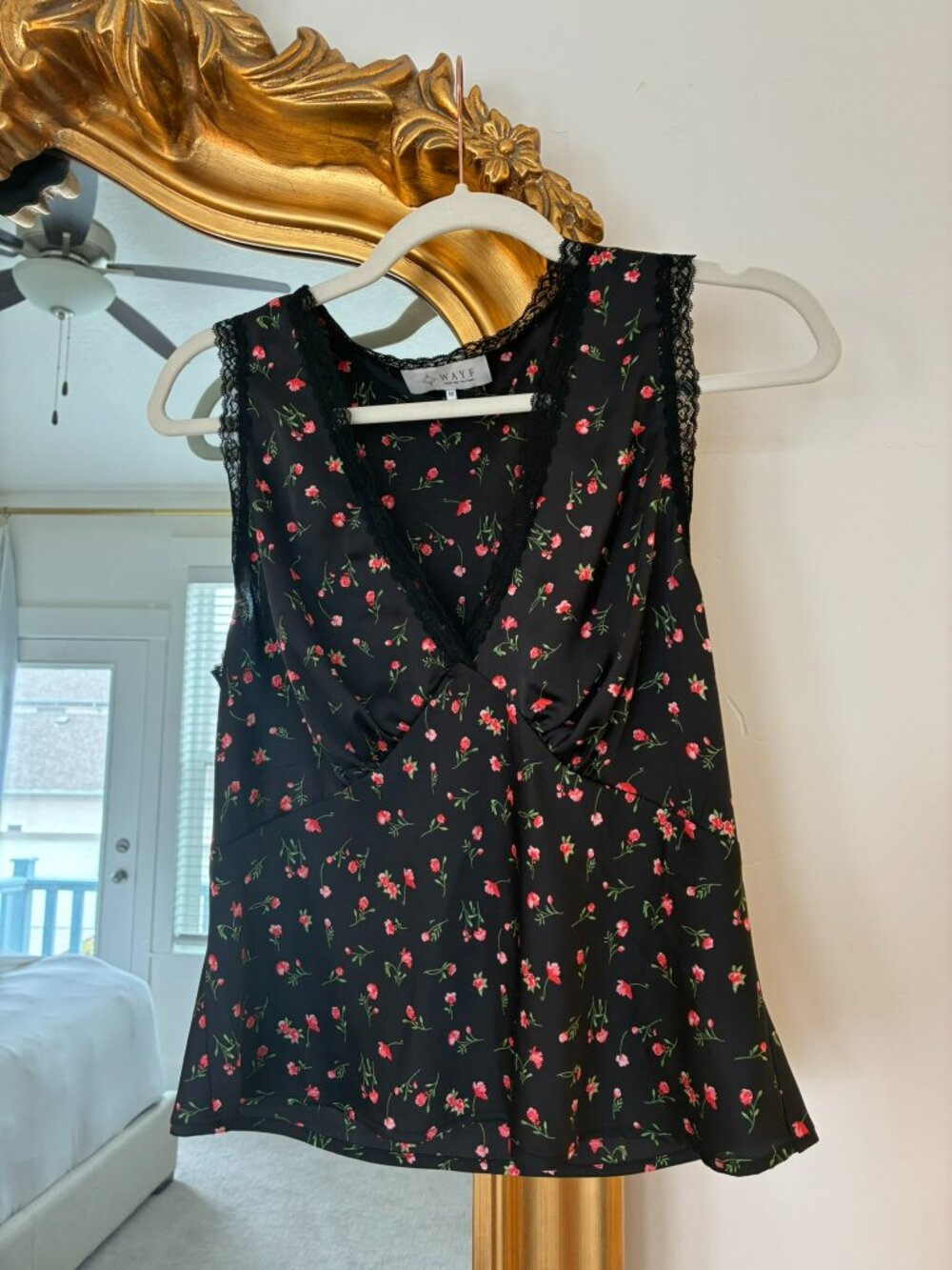 WAYF Black Floral Lace Trim Sleeveless Blouse — Size M
